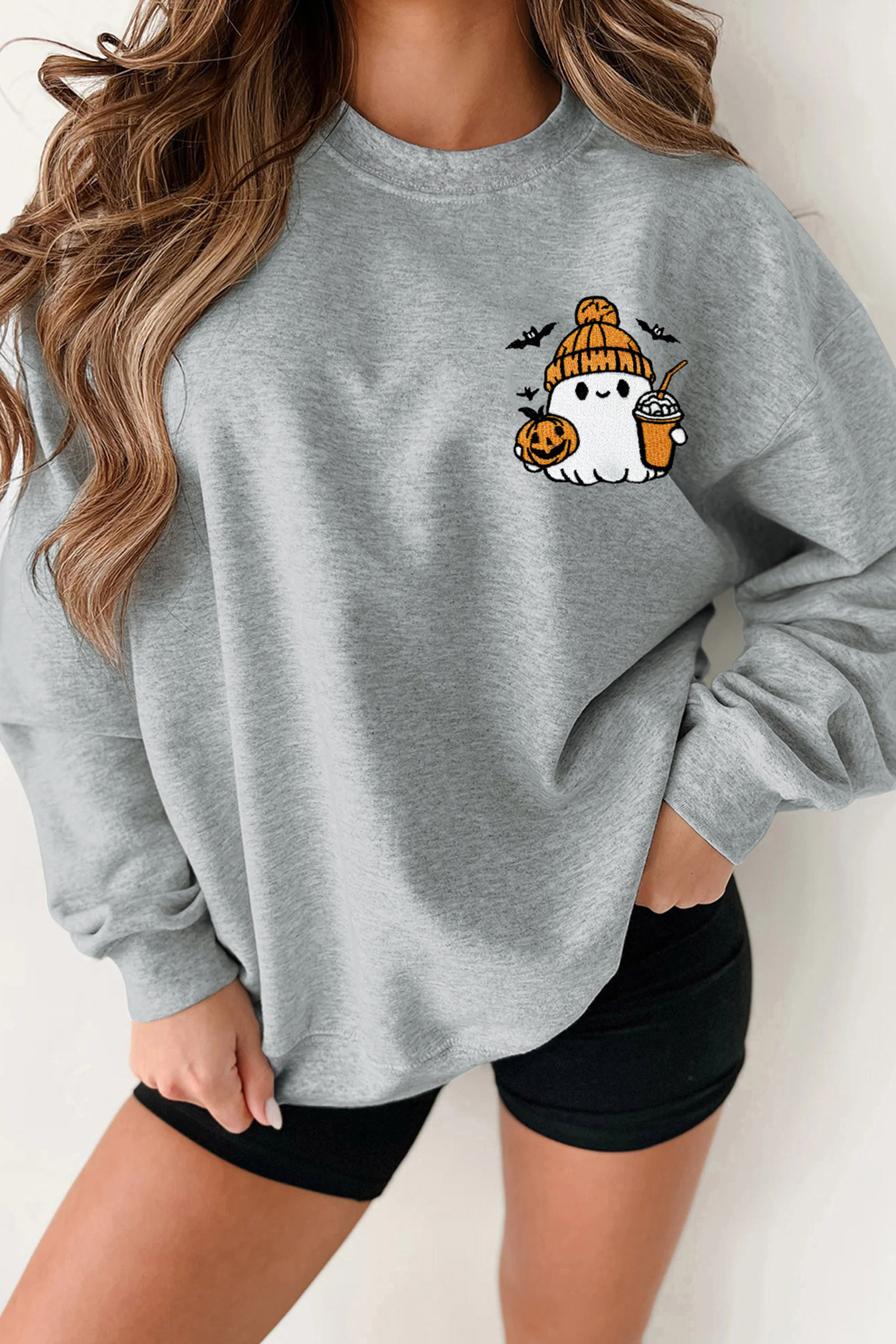Oversized Ghost Graphic Sweatshirt, Cozy Autumn Round Neck Top - Detail View 5
