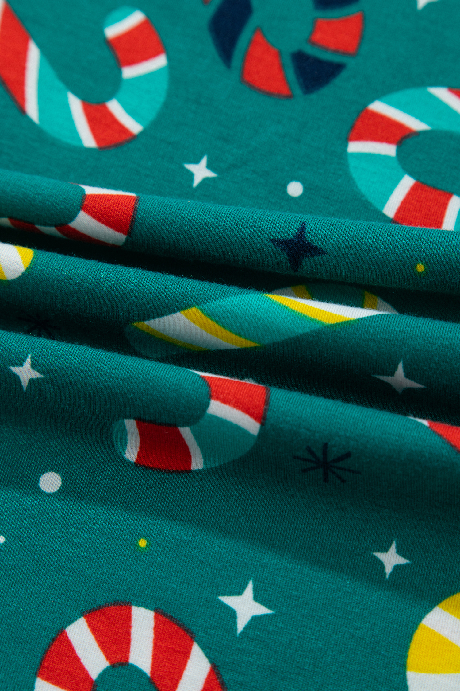 Green Christmas Lounge Set, Abstract Print Two Piece - Detail View 17