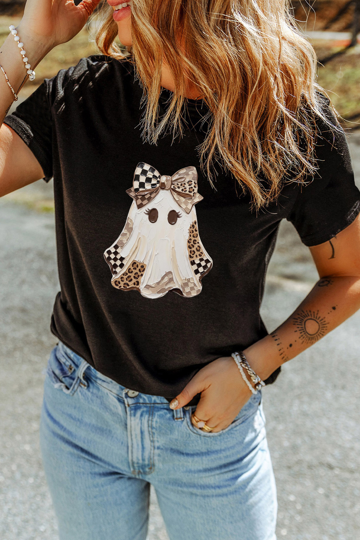 Women's Halloween Ghost Graphic Tee, Casual Black Short Sleeve - Detail View 7