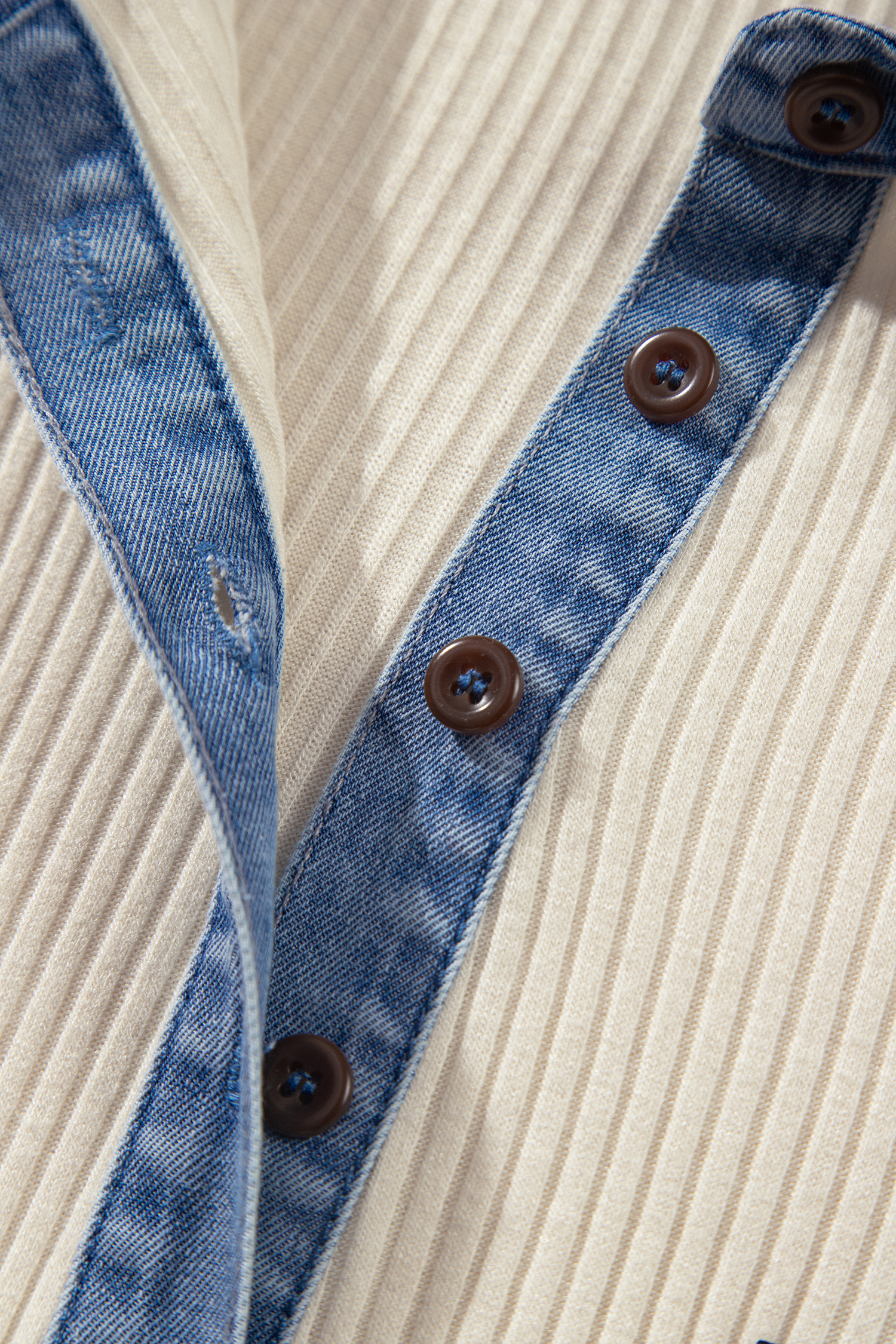 Colorblock Ribbed Henley, Denim Collar Long Sleeve Women - Detail View 8